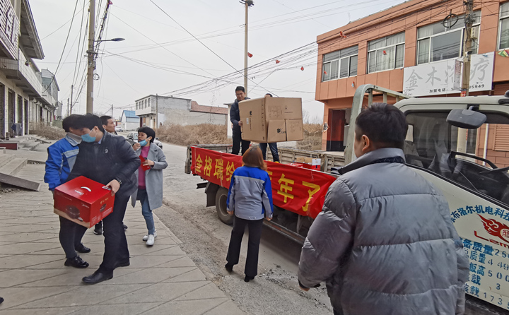 金格瑞給顆粒機(jī)銷(xiāo)售精英送年貨 金格瑞給顆粒機(jī)銷(xiāo)售精英送年貨